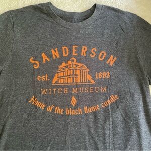 Sanderson T-shirt Halloween